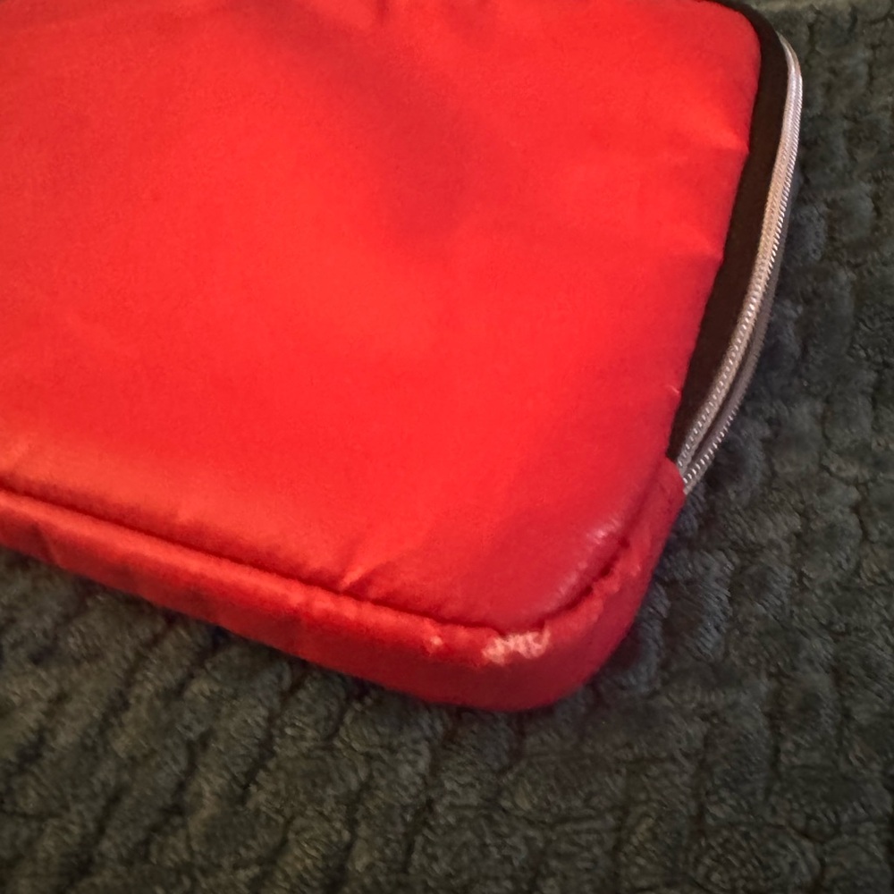 Red Laptop or tablet zipper bag/sleeve